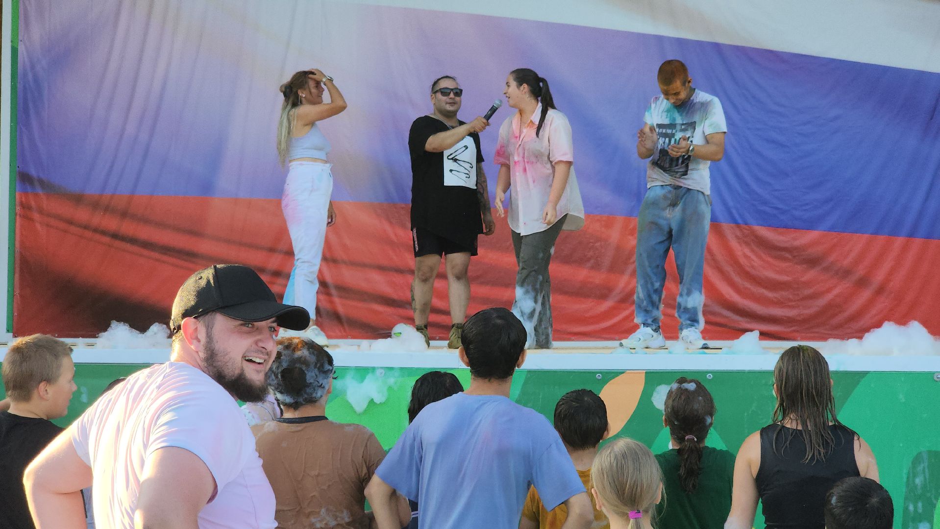 долгопрудный, центральный парк, пенное шоу, краски холи, дети,