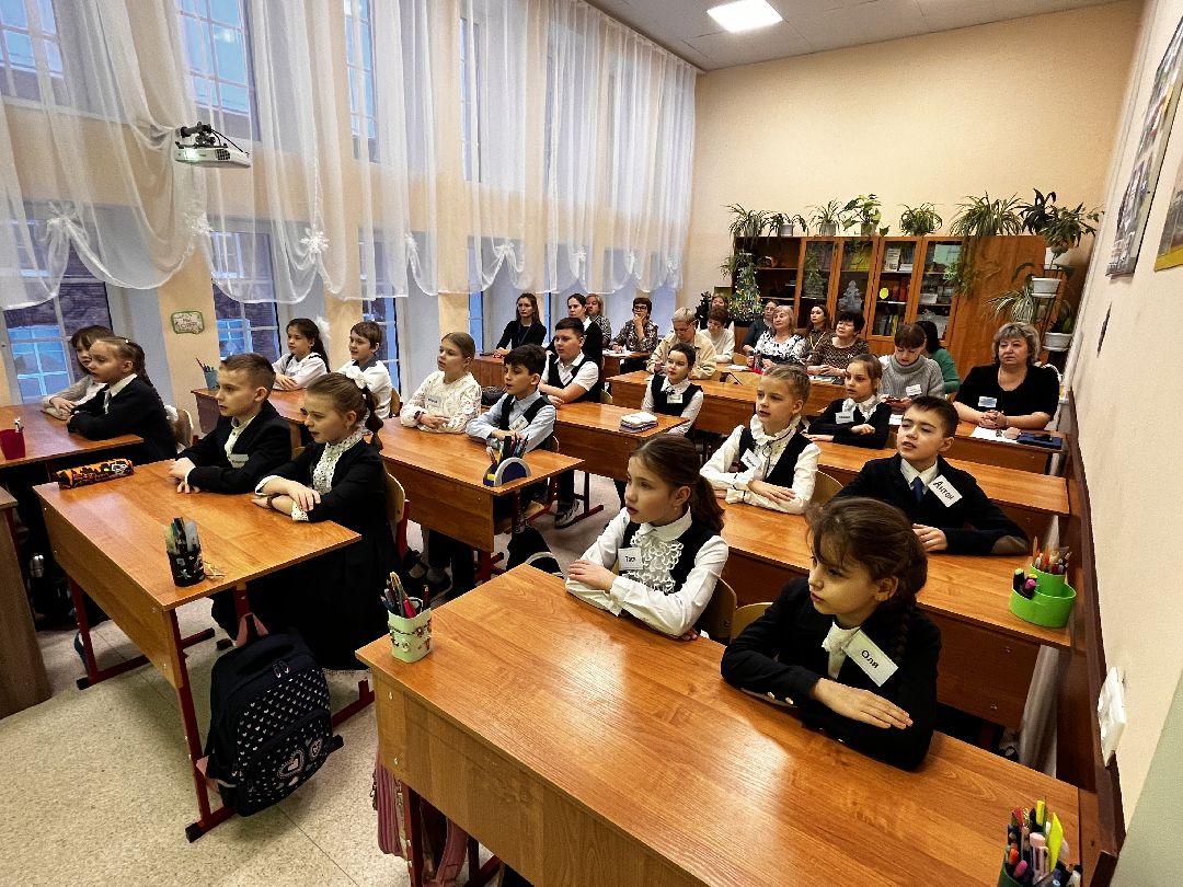 Можайск, общество