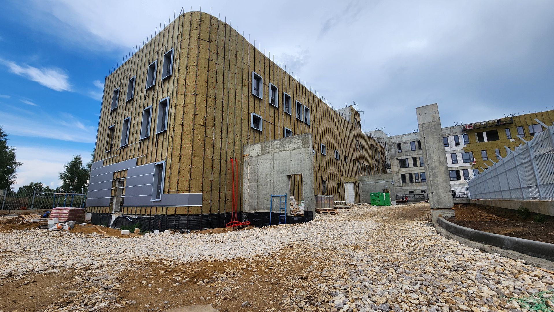 кашира, строительство, новое здание полиции, утепление фасада, благоустройство,