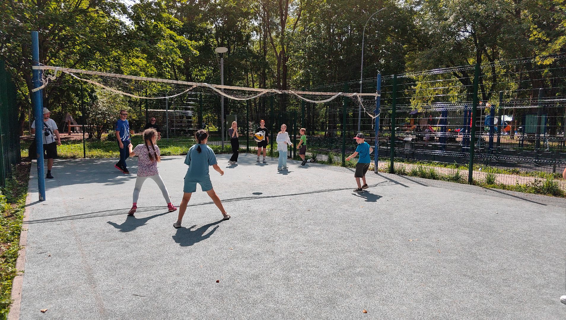 спортивные игры, волейбол, игры во дворе, лето, каникулы, звездный городок,