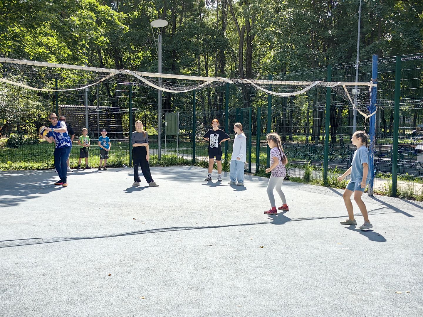 спортивные игры, волейбол, игры во дворе, лето, каникулы, звездный городок,