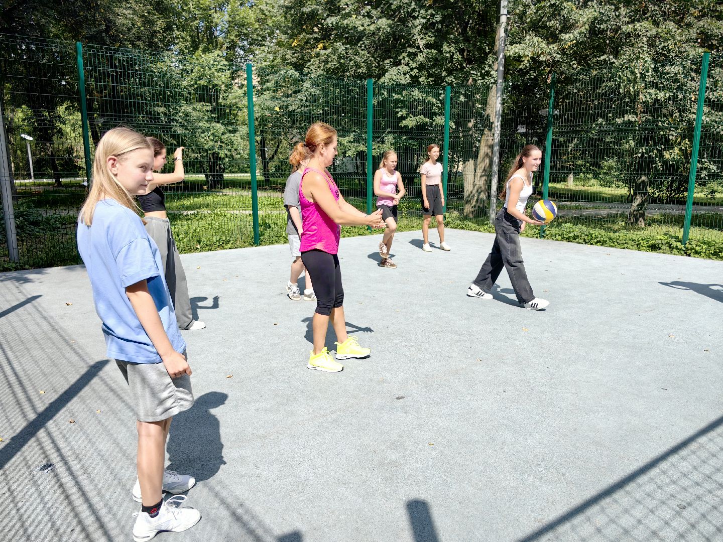 спортивные игры, волейбол, игры во дворе, лето, каникулы, звездный городок,