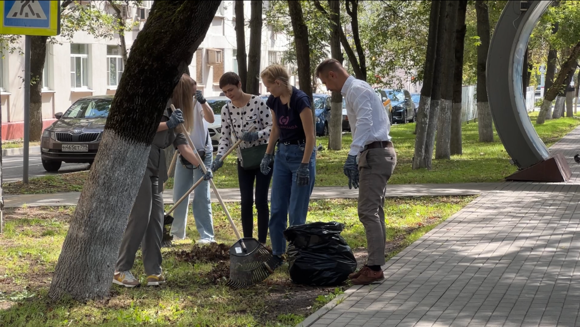 химки, субботник, патриотический проект, благоустройство, уборка города,