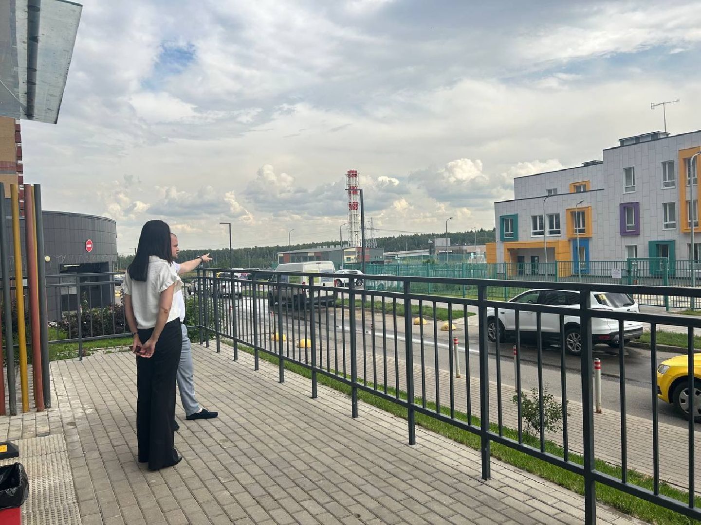 торговля алкоголем, продажа спиртного вблизи объектов образования, алкомаркеты возле школ и садов, незаконная торговля алкогольной продукцией, рейд по торговле алкоголем, южная битца, ленинский округ,