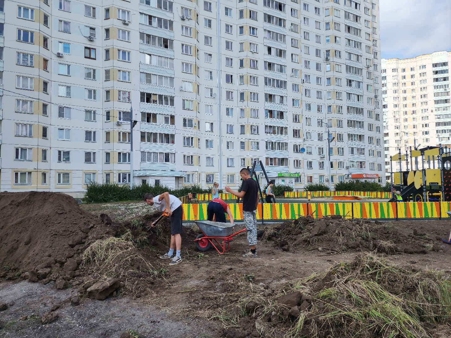 серпухов, подмосковье, комплексное благоустройство дворов, благоустройство,