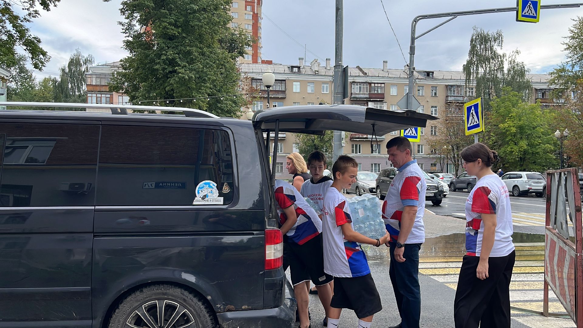 гумпомощь, гуманитарная помощь, гуманитарная помощь курск, сбор гуманитарной помощи, сбор гумпомощи,