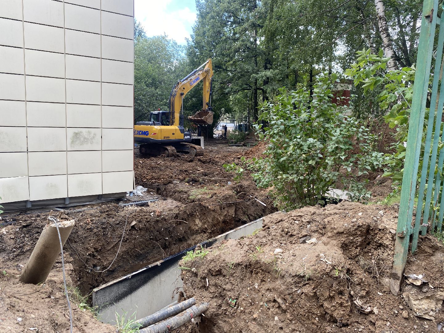 ремонт трубопровода, капремонт сетей отопления, капремонт сетей во власихе, отопление школа Попова, замена труб отопления,