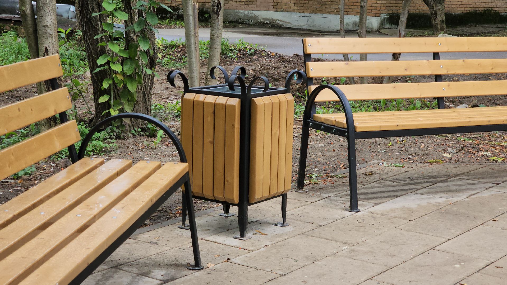 Урны для мусора, Сквер, Больница, Лобня, поликлиника,