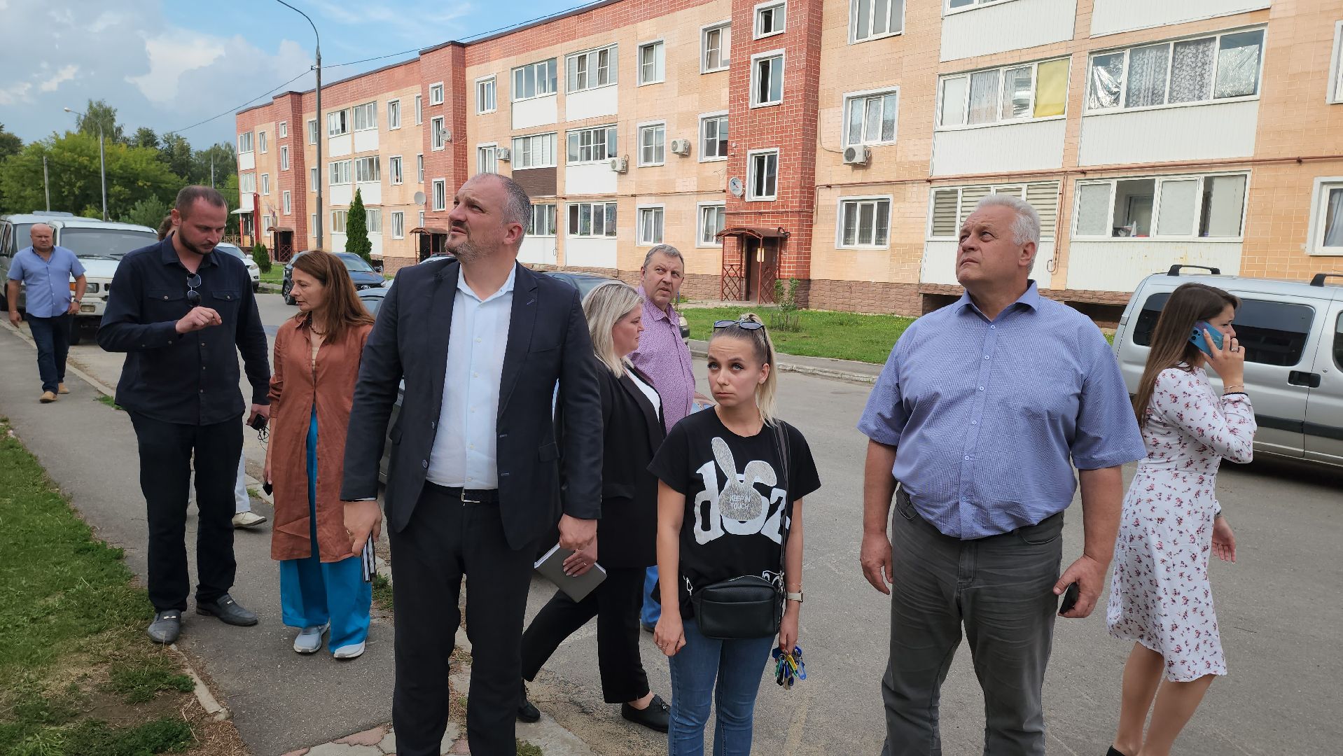 кашира, обход территорий, жк березовая роща, уборка территорий, футбольная площадка,