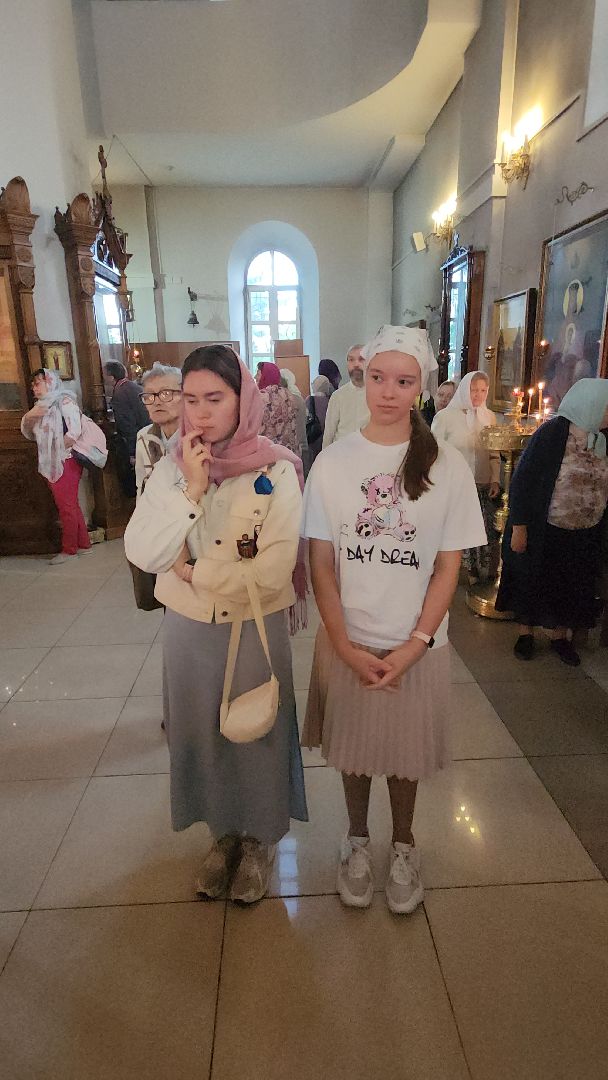 митрополит Куритицкий и Коломенский Павел, литургия, борис аубакиров, Преображенский храм, визит,