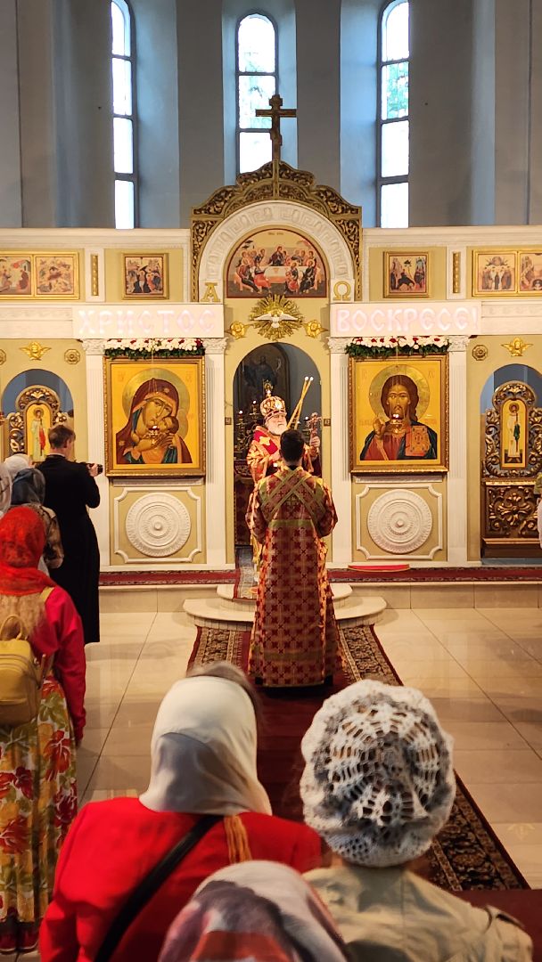 митрополит Куритицкий и Коломенский Павел, литургия, борис аубакиров, Преображенский храм, визит,
