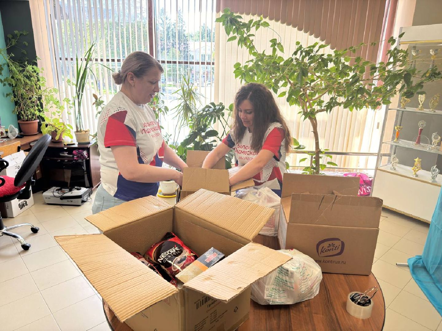 гуманитарная помощь курск, волонтеры, городской округ восход, пункт сбора помощи,