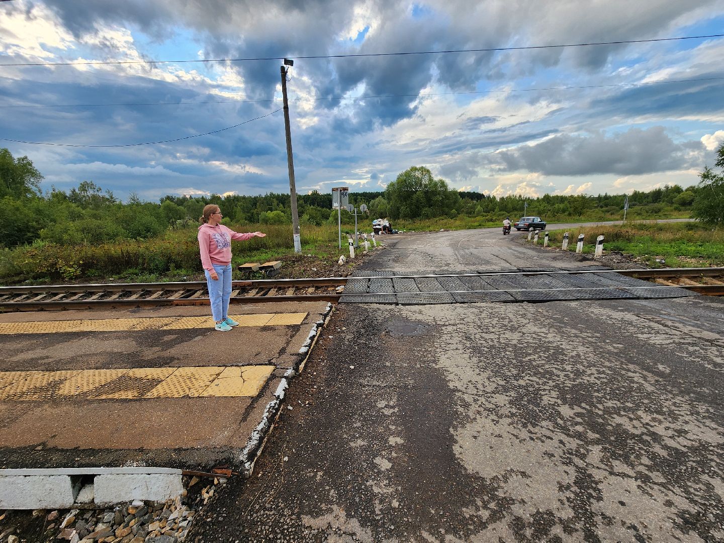 Чехов, поселок Столбовая, деревня Змеевка, выездная администрация, встреча с жителями, обращения граждан, железнодорожный переезд, заторы, пробки, 283 км,