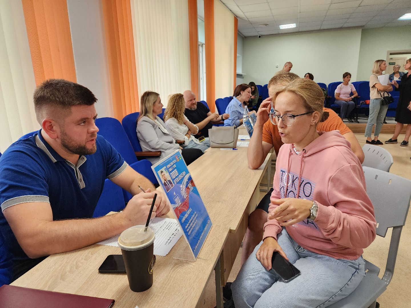 Чехов, поселок Столбовая, деревня Змеевка, выездная администрация, встреча с жителями, обращения граждан, железнодорожный переезд, заторы, пробки, 283 км,