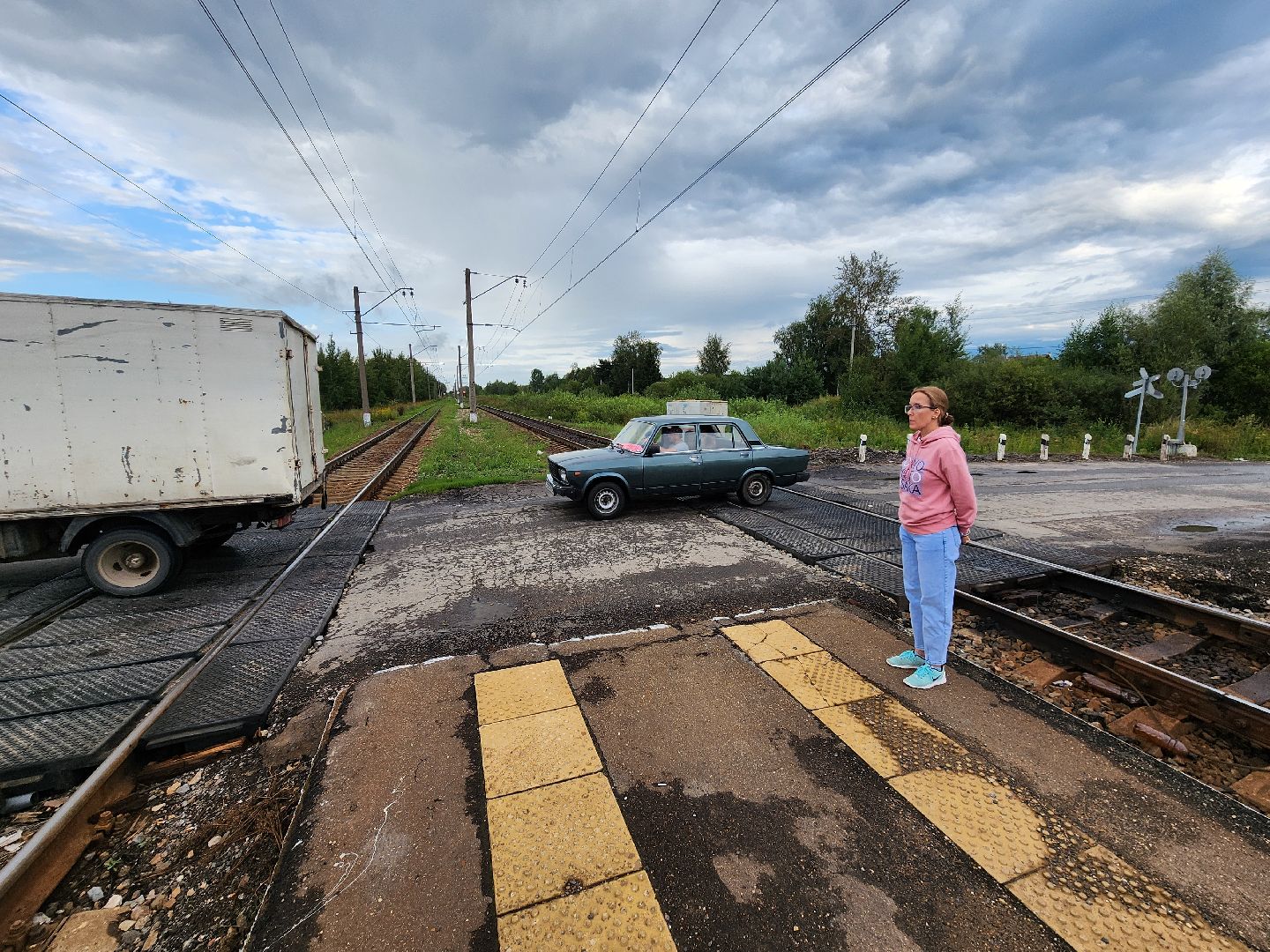 Чехов, поселок Столбовая, деревня Змеевка, выездная администрация, встреча с жителями, обращения граждан, железнодорожный переезд, заторы, пробки, 283 км,