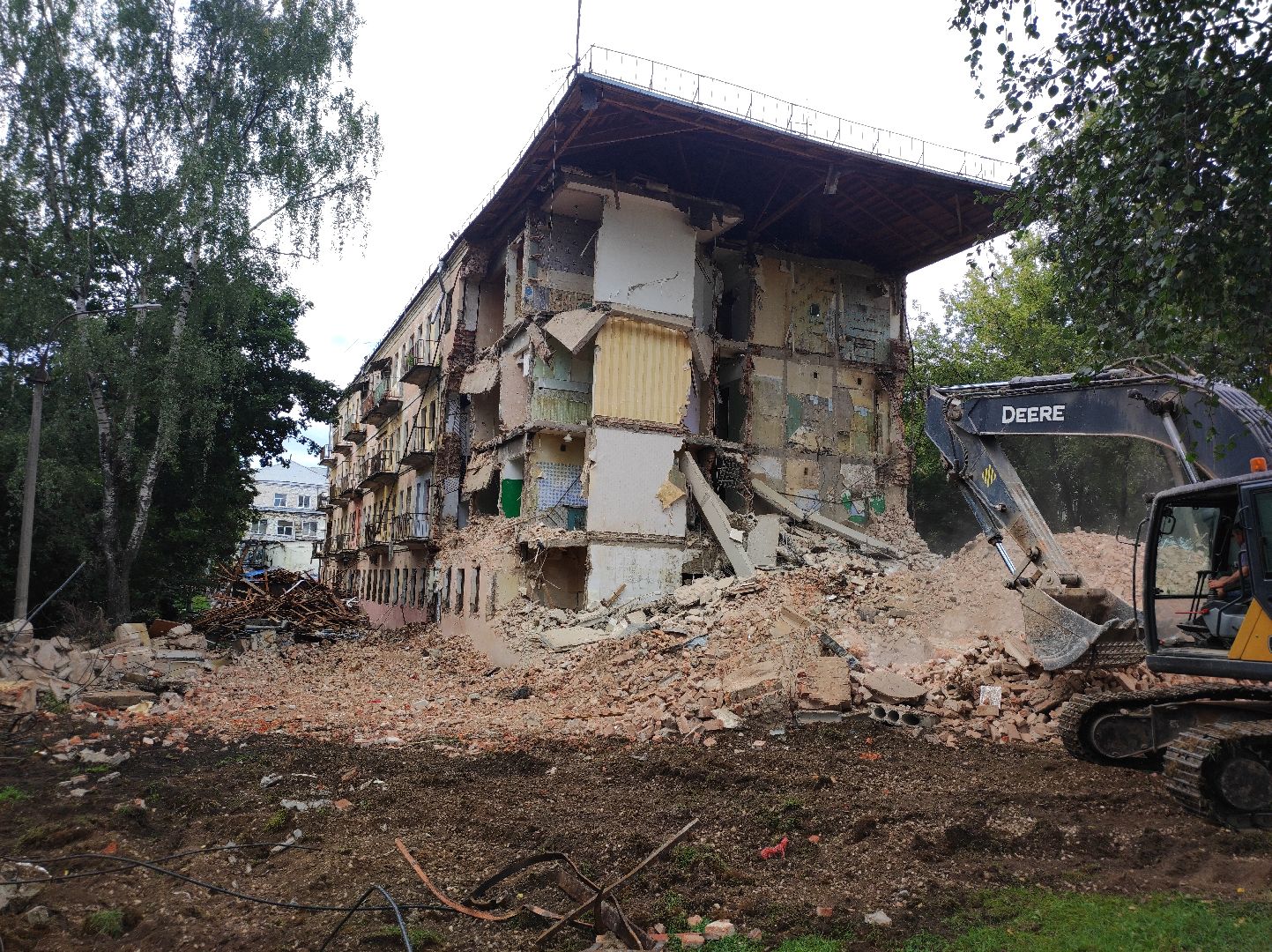 снос здания, аварийное жилье, аварийный дом, мытищи,