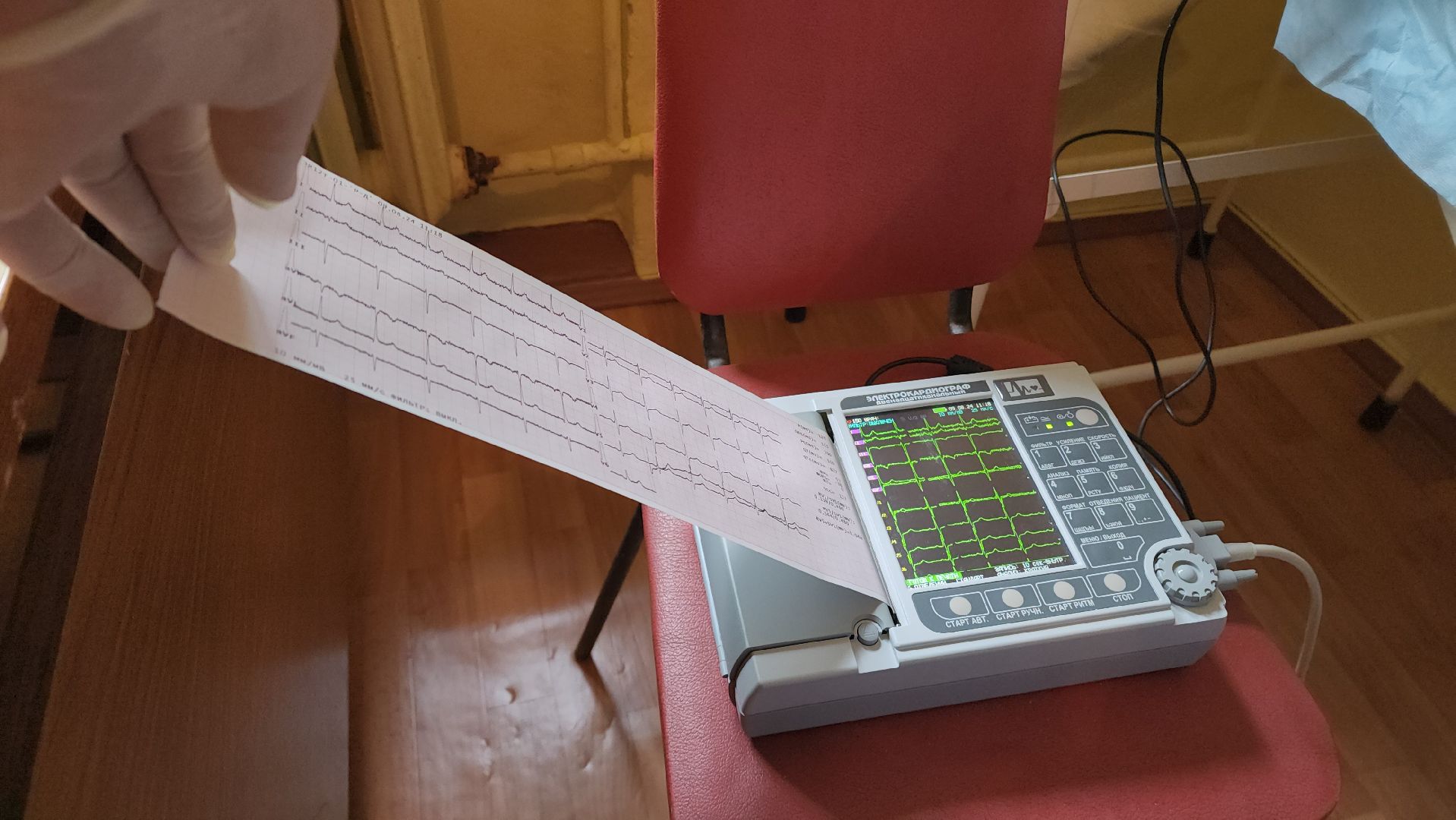 Врачи, Лобня, прием врача,