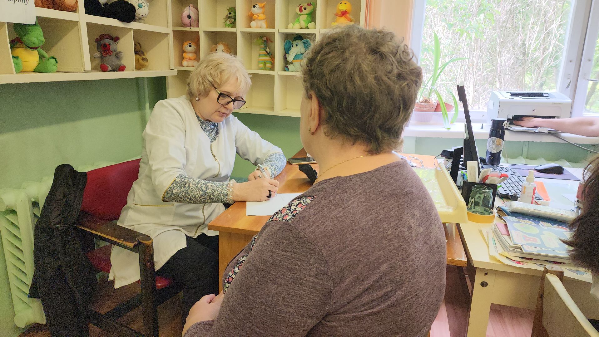 Врачи, Лобня, прием врача,