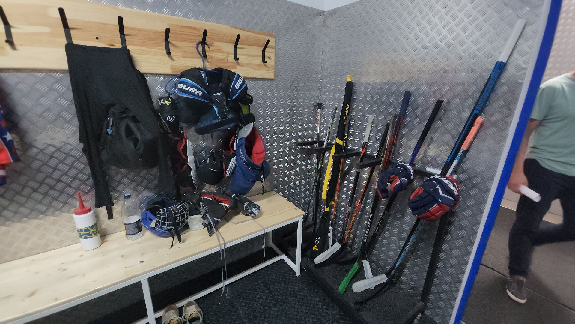 фск салют, ледовая арена, капитальный ремонт, разметка поля,