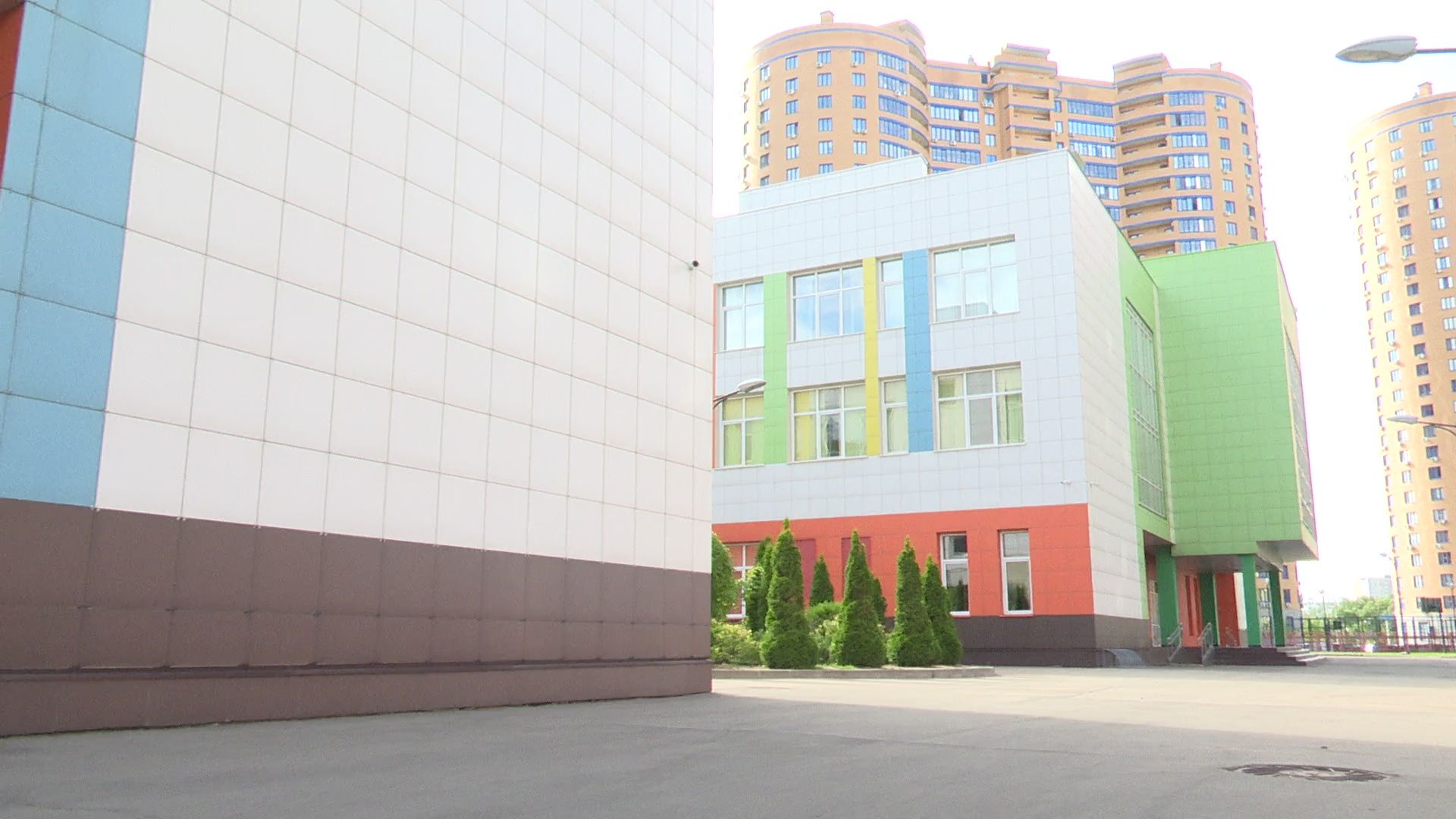 Реутов, образоване, приемка школ, учебный год, гимназия, школы, детсады,