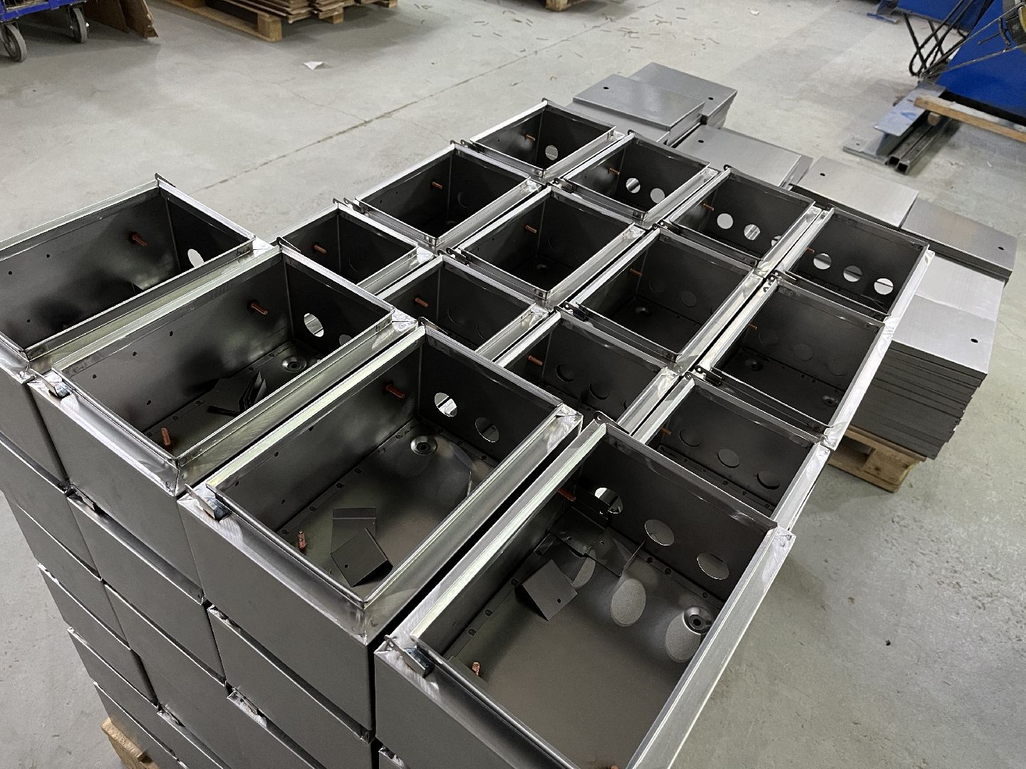 Шаховская, предприятие, завод