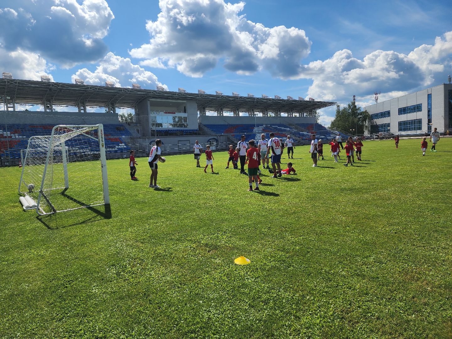 красноармейск, городской округ пушкинский, футбол, день физкультурника, александр легков,