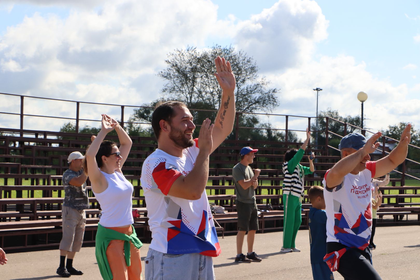 День физкультурника, парк Серебряный, Серебряные Пруды, зарядка,