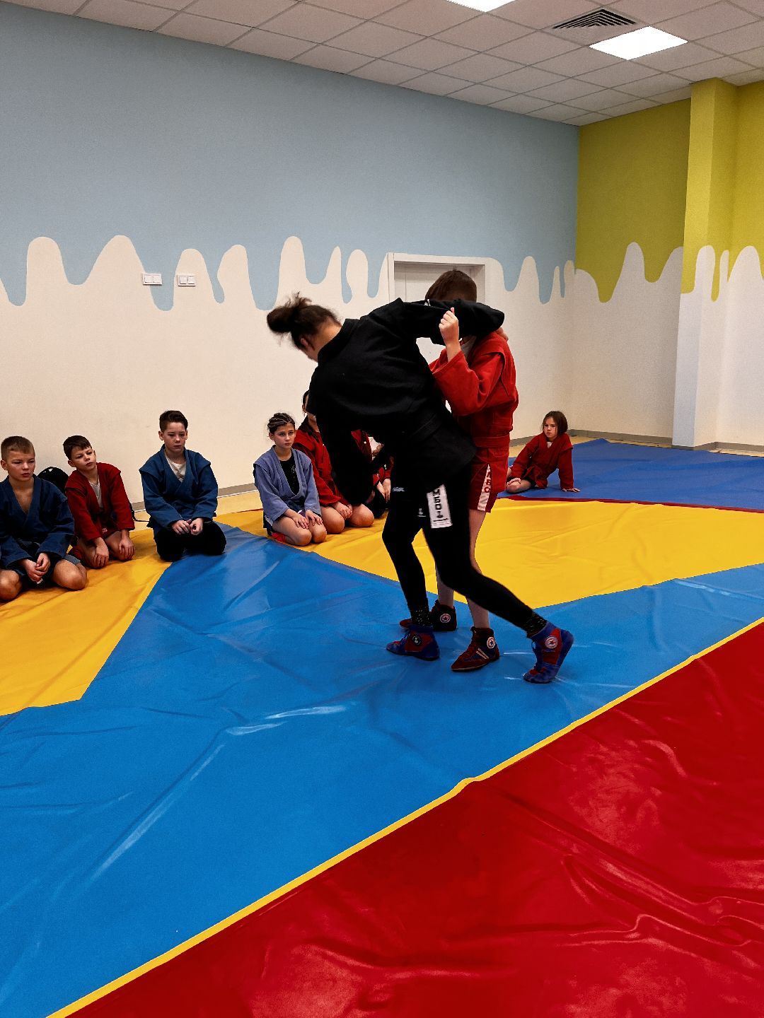 Можайск, общество