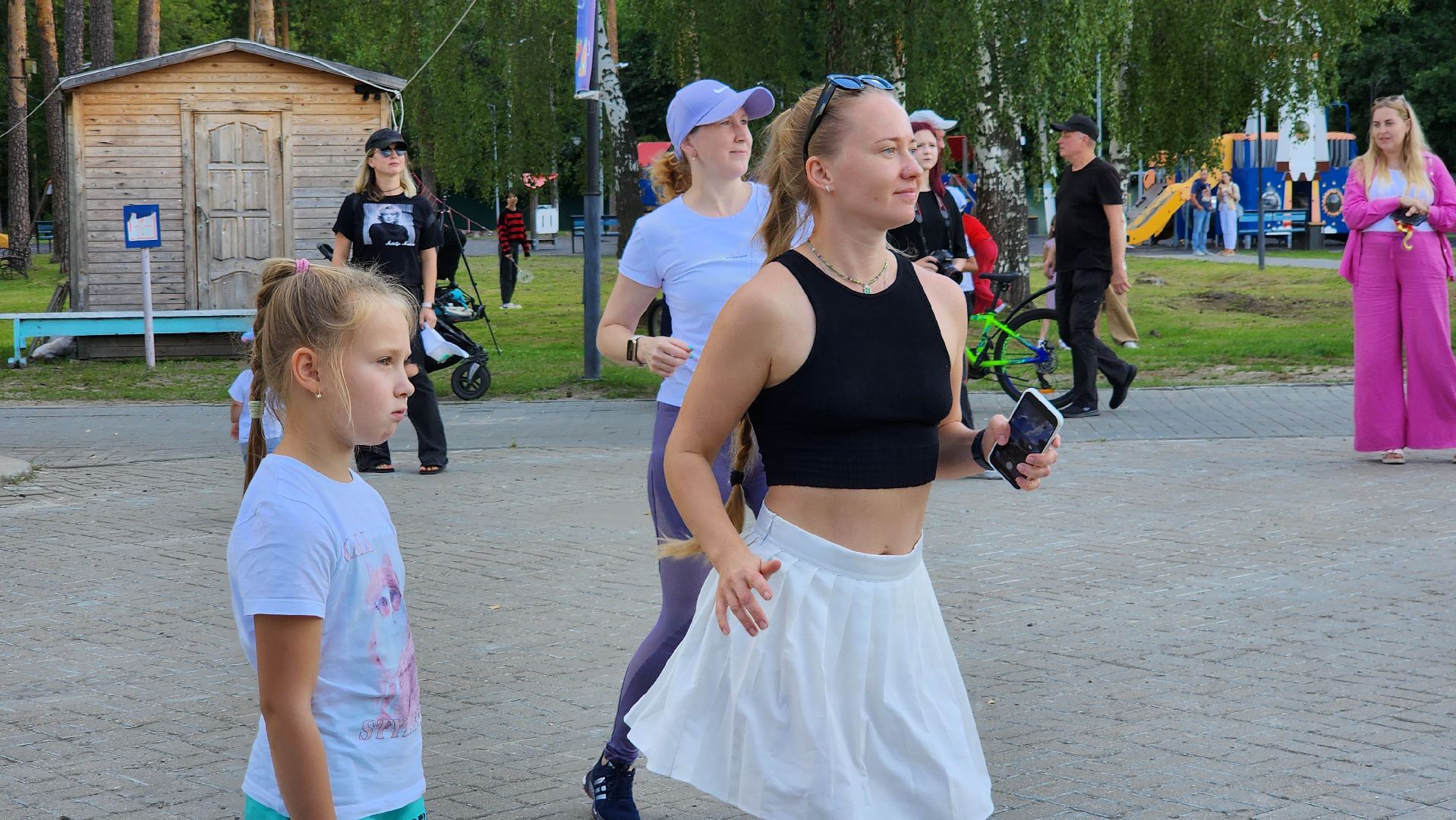 зумба, шатура, мастер-класс по зумба, культурная шатура, день физкультурника,вертикалки, вертикальное видео,