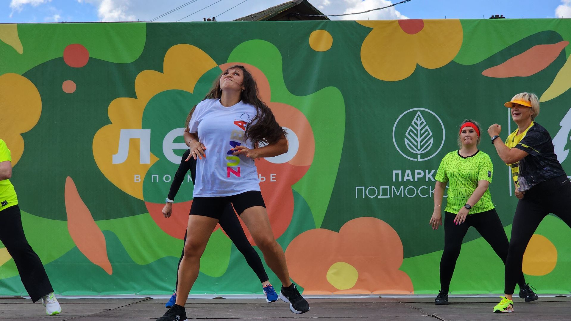 зумба, шатура, мастер-класс по зумба, культурная шатура, день физкультурника,вертикалки, вертикальное видео,