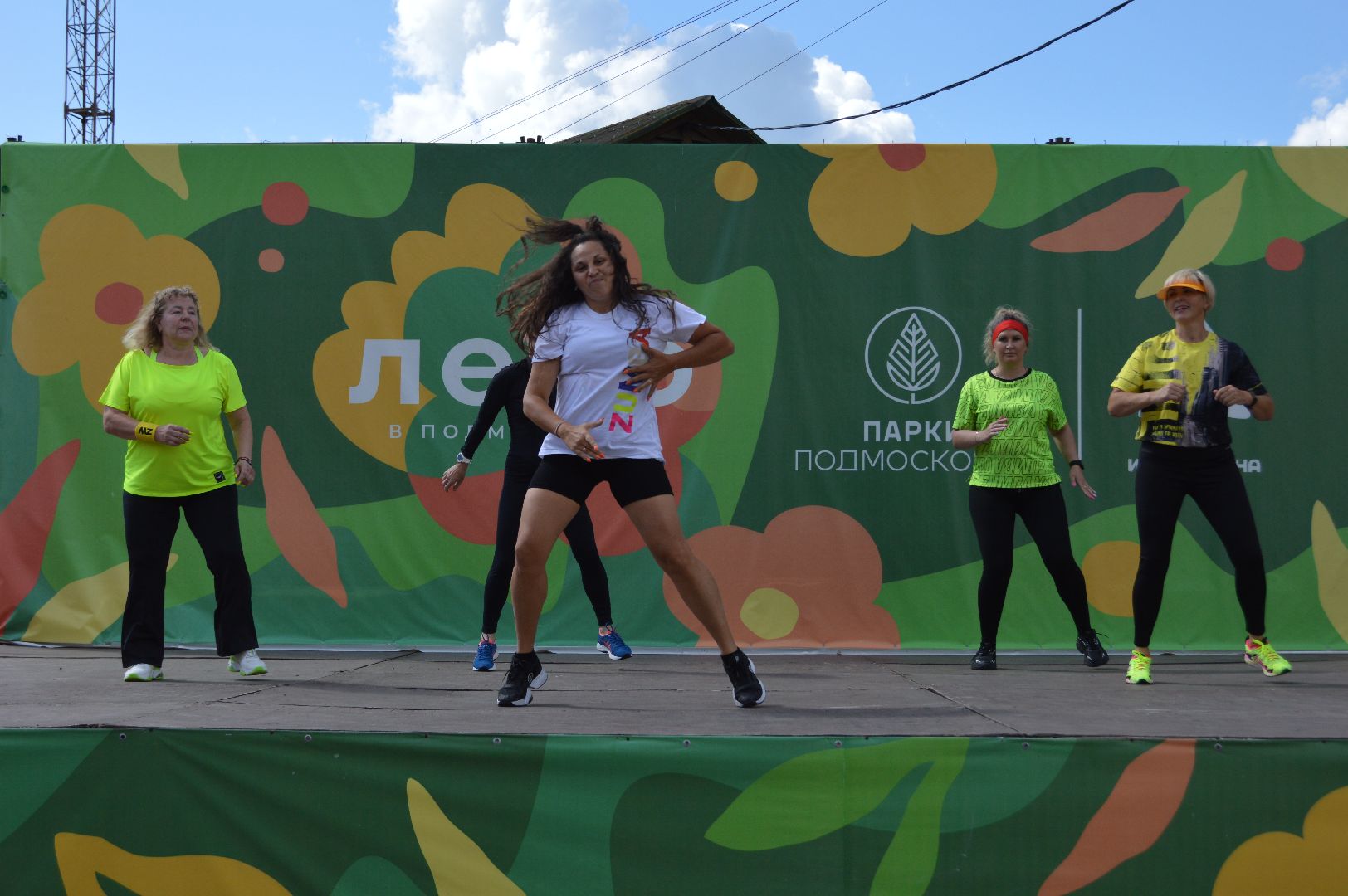 зумба, шатура, мастер-класс по зумба, культурная шатура, день физкультурника,вертикалки, вертикальное видео,