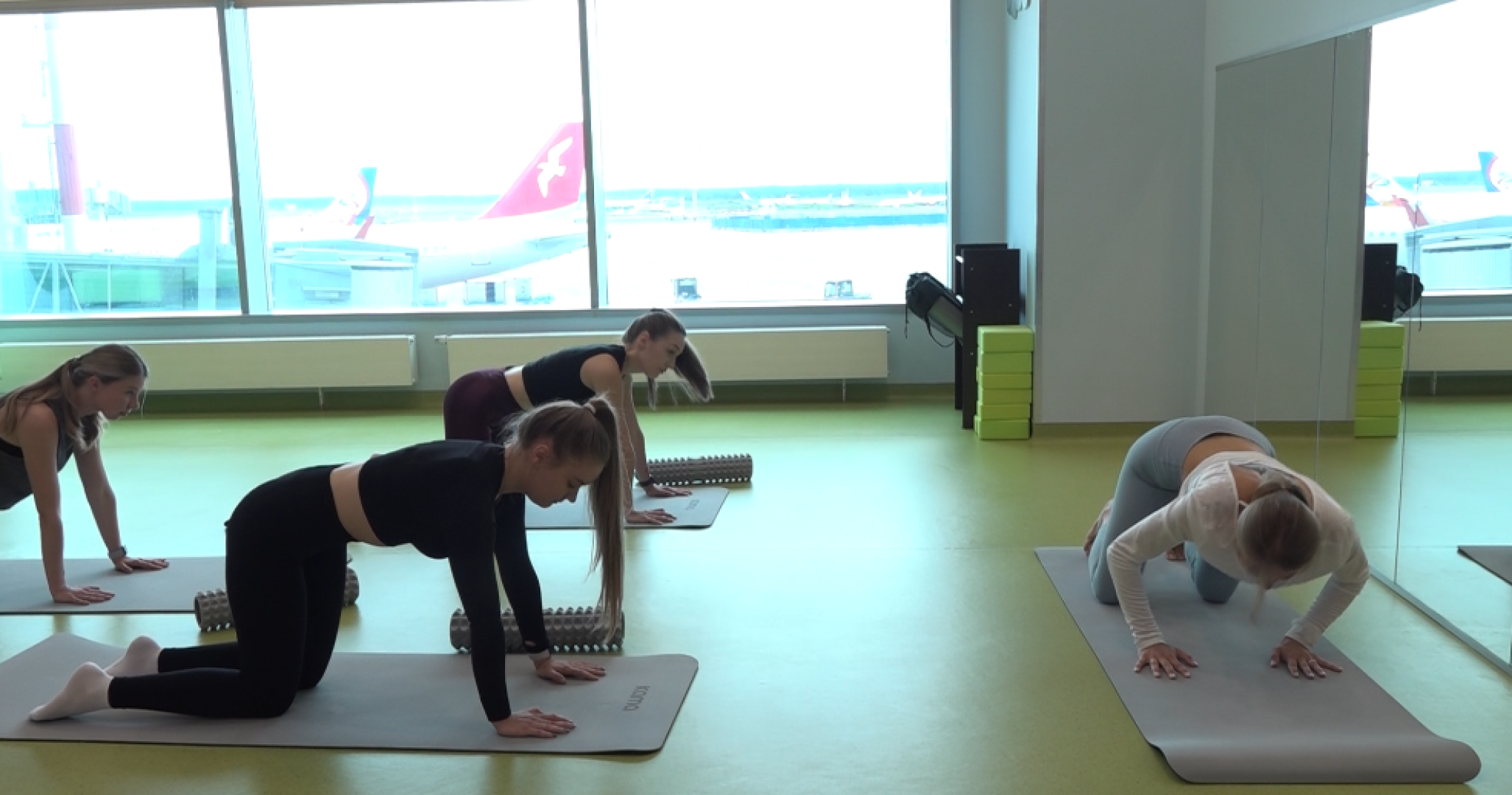 йога, аэропорт Домодедово, пассажирский терминал,