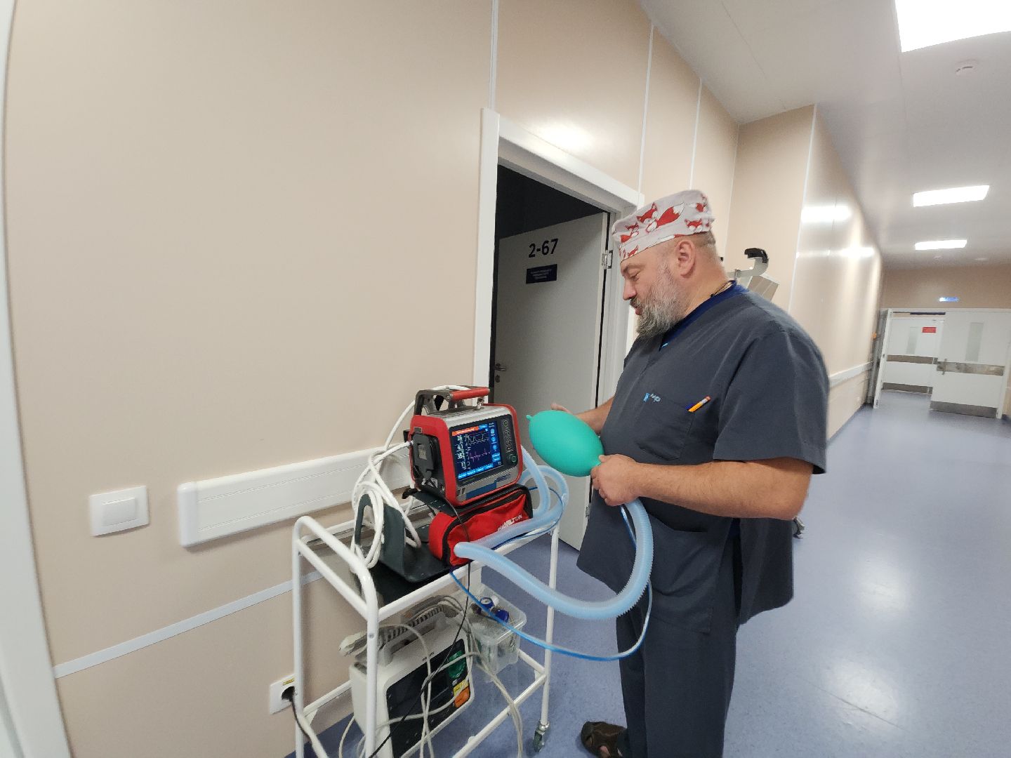 новый врач, реанимация,