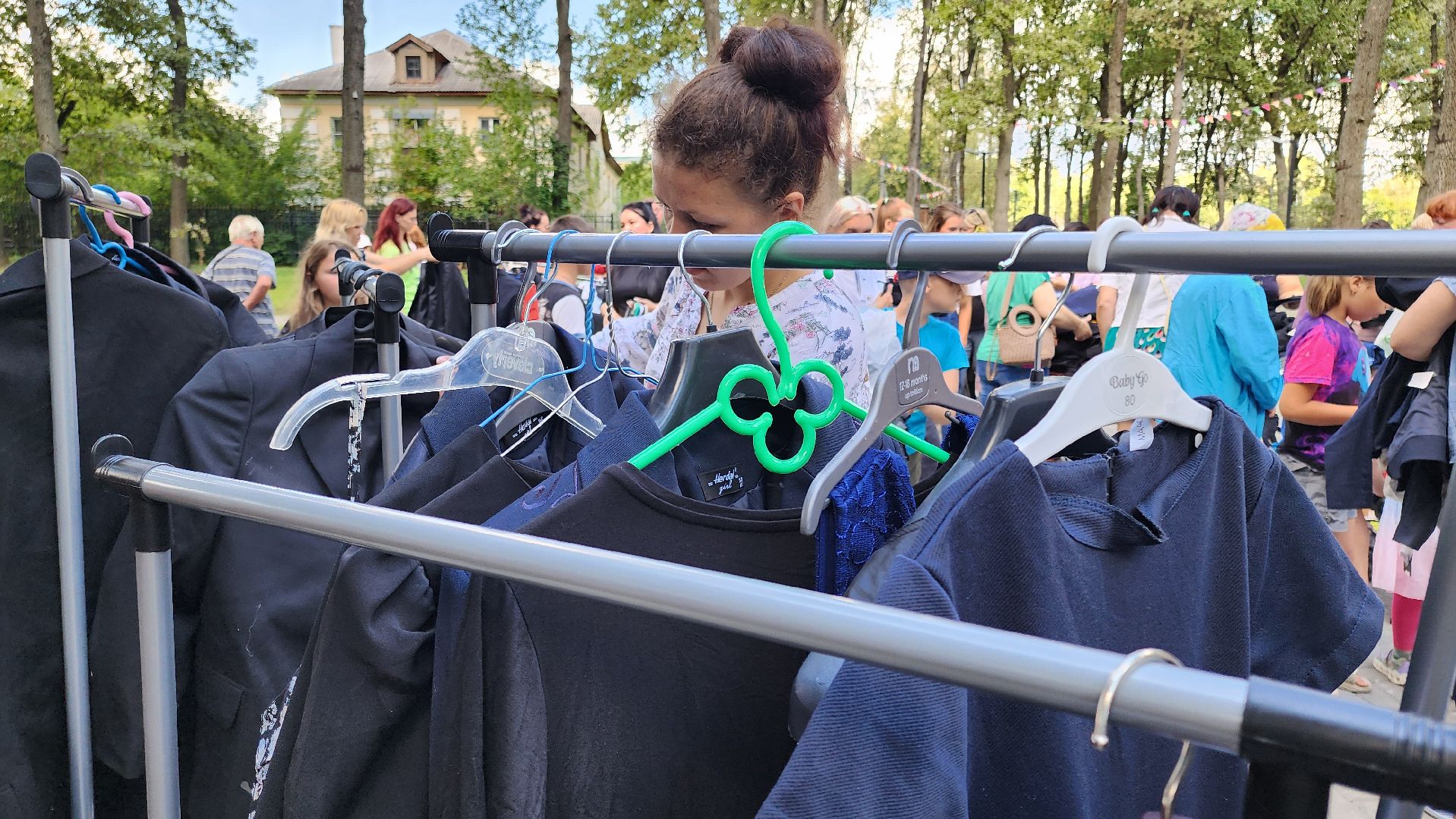 кашира, ожерелье, благотворительная ярмарка, школьная форма, многодетные семьи,