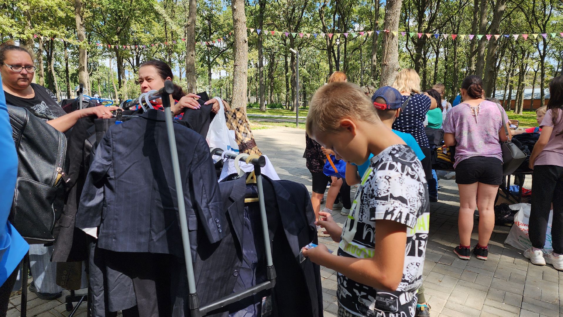 кашира, ожерелье, благотворительная ярмарка, школьная форма, многодетные семьи,