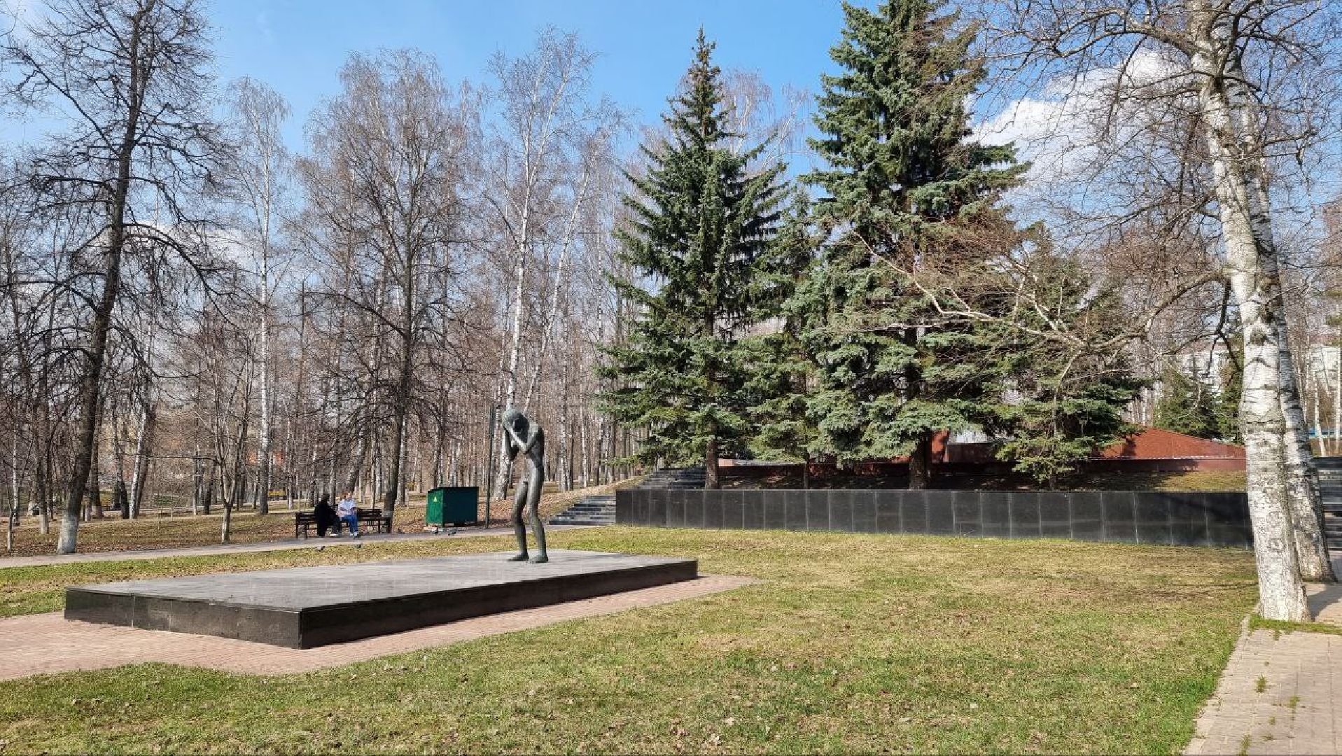 благоустройство, Дзержинский, уборка, сквер Победы