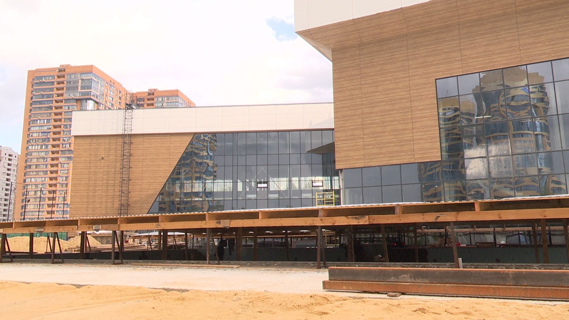 Реутов, строительство, ФОК, физкультура, гимнастика, баскетбол, высокие потолки,