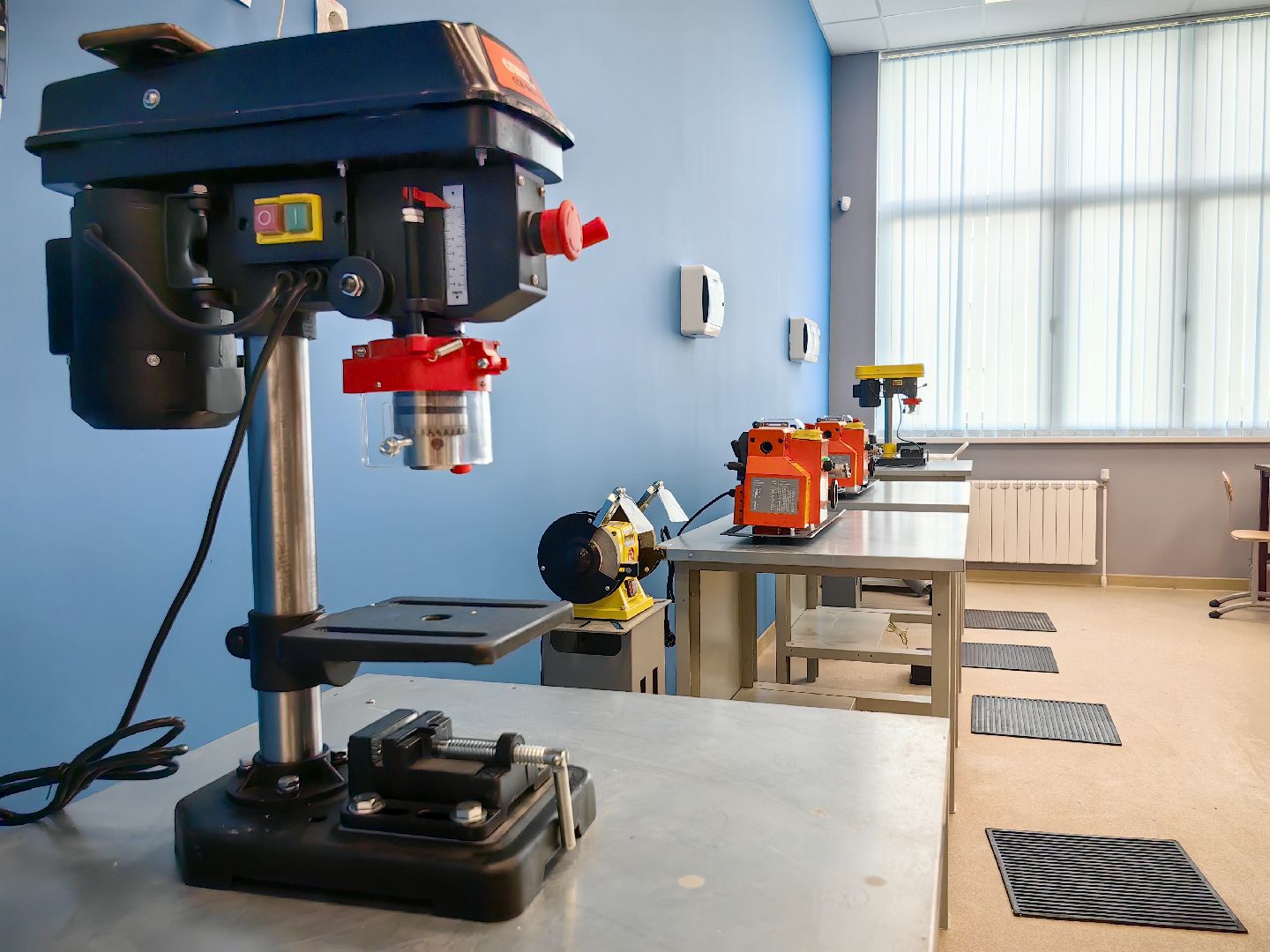 школа, предметы, семьеведение, труд, классы, оборудование, кулинария, деревообработка, щёлково,