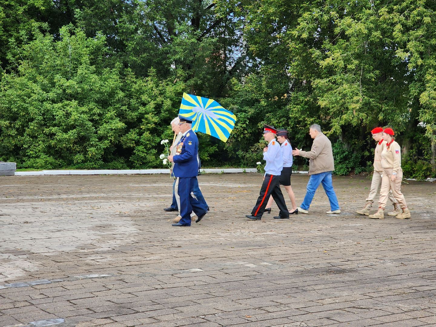 ногинск, общество, жители, день военно-воздушных сил, память, памятник, возложение цветов,