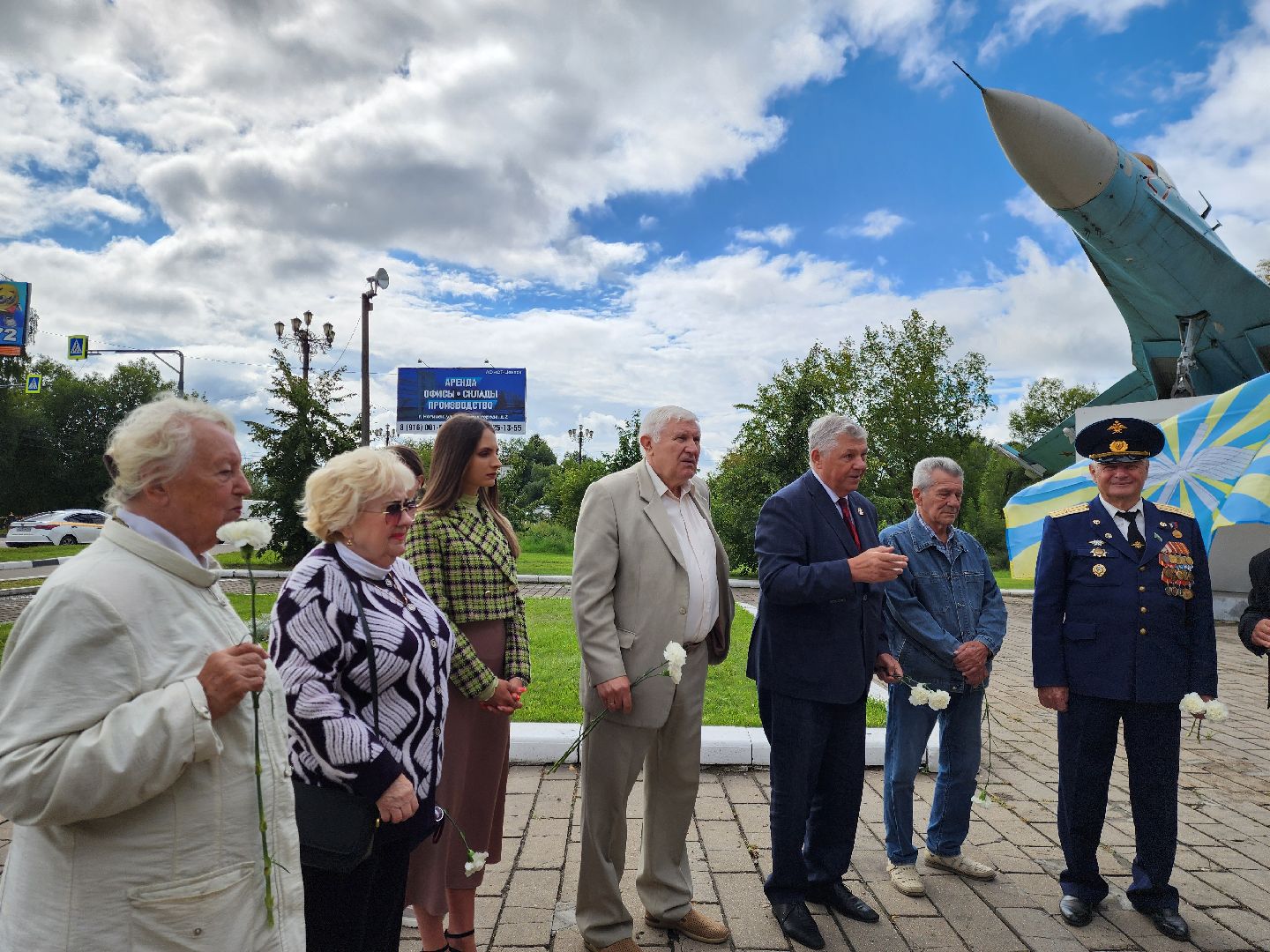 ногинск, общество, жители, день военно-воздушных сил, память, памятник, возложение цветов,