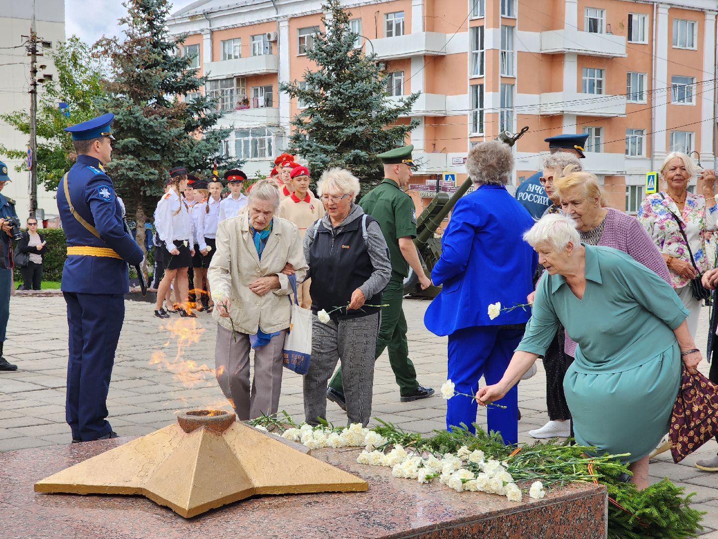 ногинск, митинг, жители, общество, день военно-воздушных сил, память, вечный огонь, ветеран,