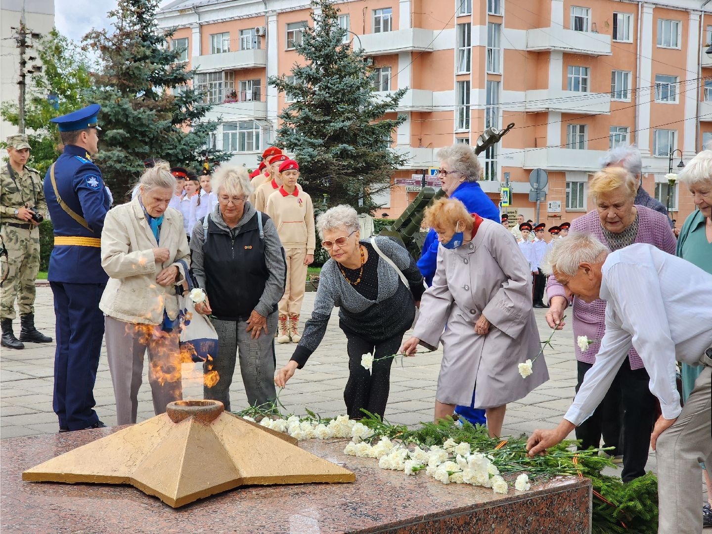 ногинск, митинг, жители, общество, день военно-воздушных сил, память, вечный огонь, ветеран,