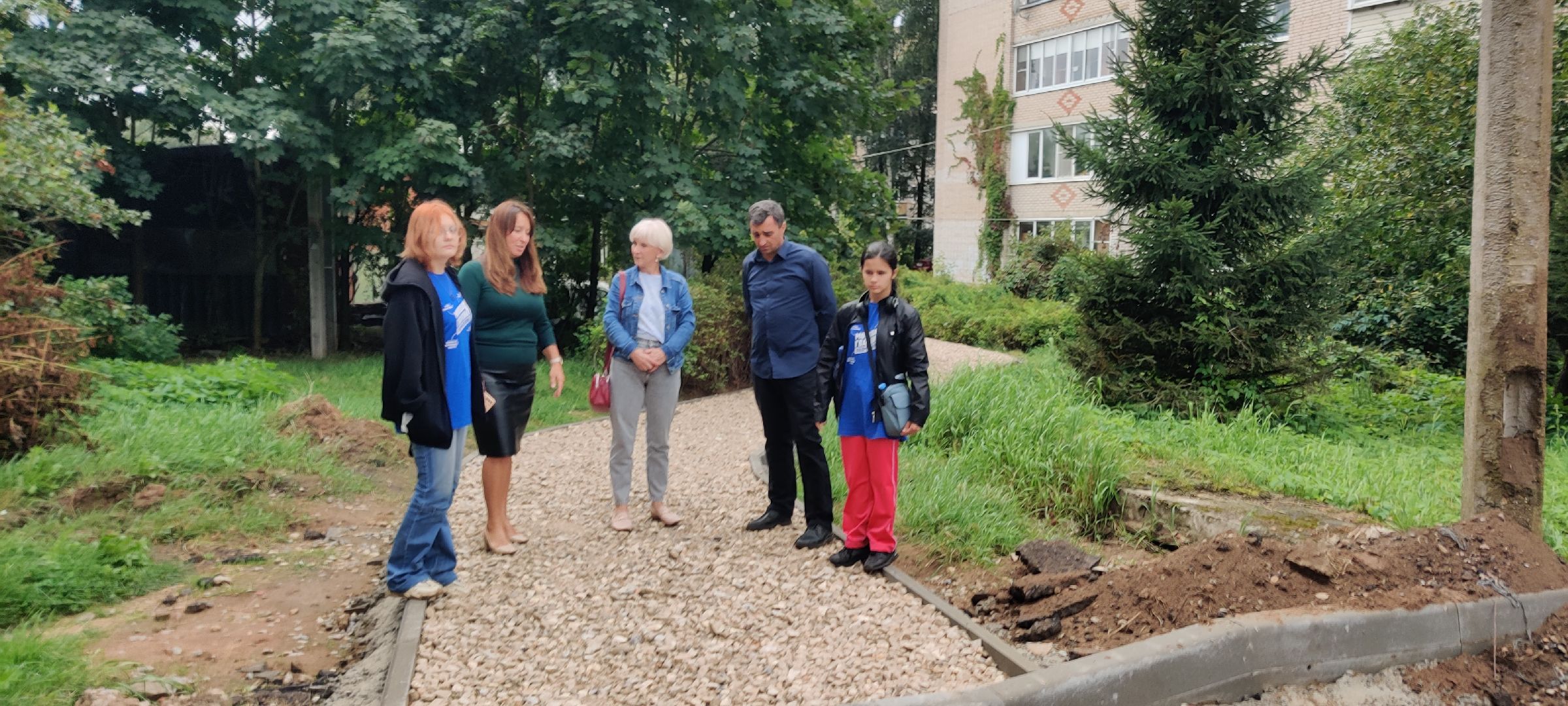 красноармейск, городской округ пушкинский, комплексное благоустройство двора, новые тротуары,