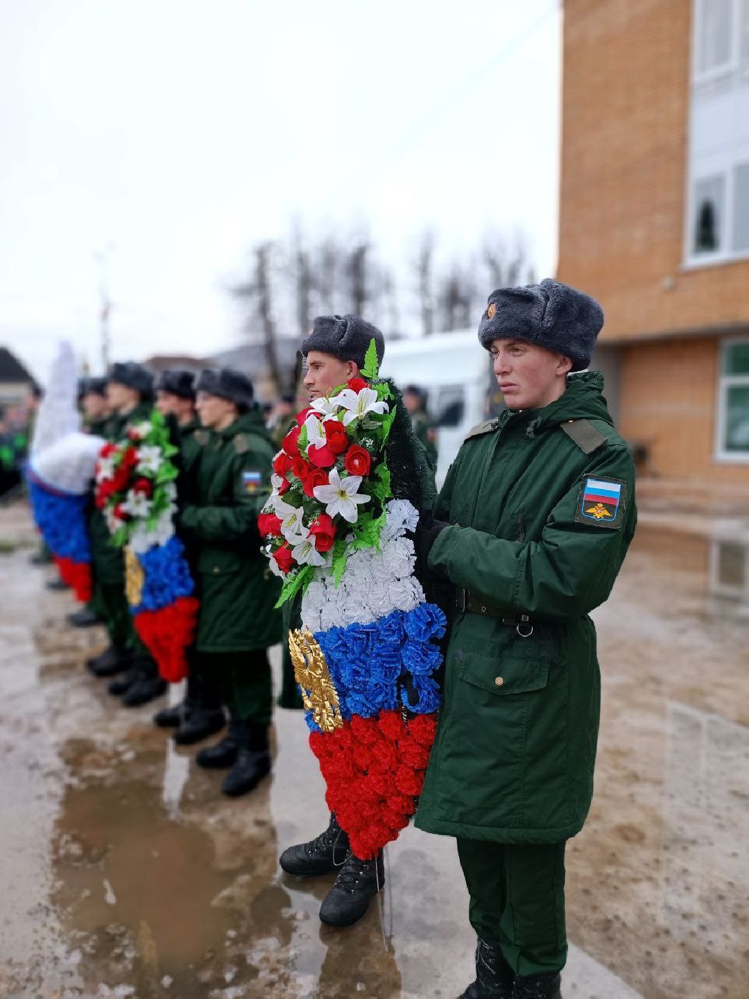 Можайск, общество
