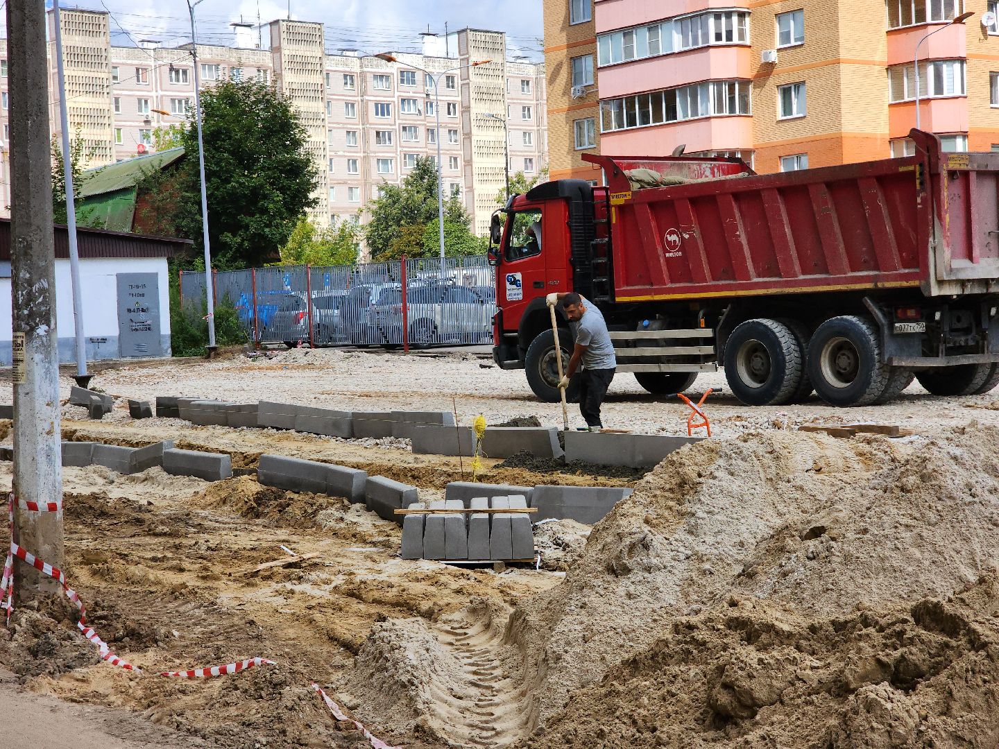 Чехов, улица Лопасненская, благоустройство двора, формирование комфортной городской среды, парковки, проезды, тротуары,