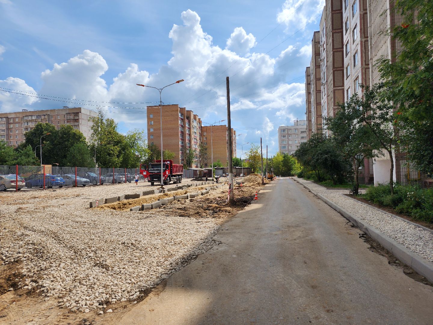 Чехов, улица Лопасненская, благоустройство двора, формирование комфортной городской среды, парковки, проезды, тротуары,