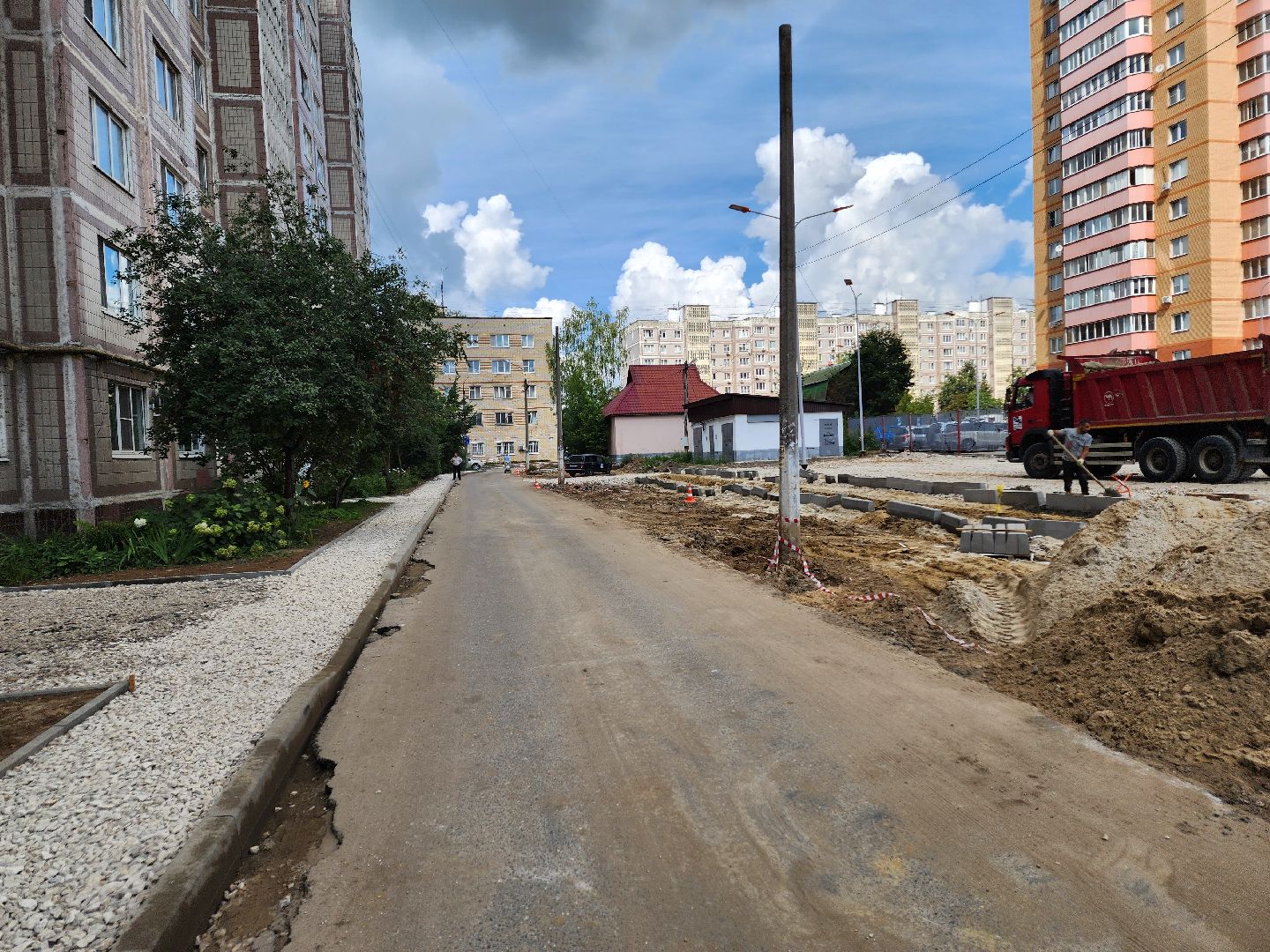 Чехов, улица Лопасненская, благоустройство двора, формирование комфортной городской среды, парковки, проезды, тротуары,