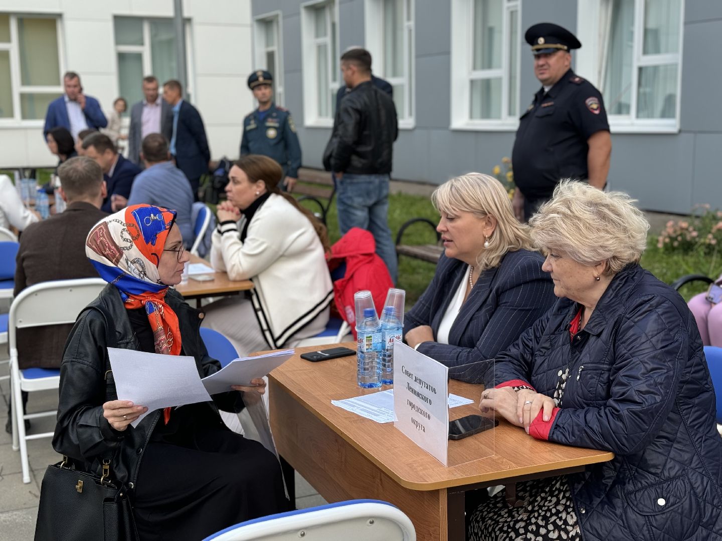 выездная администрация, глава ленинского городского округа, реконструкция детской площадки, жители ленинского округа,