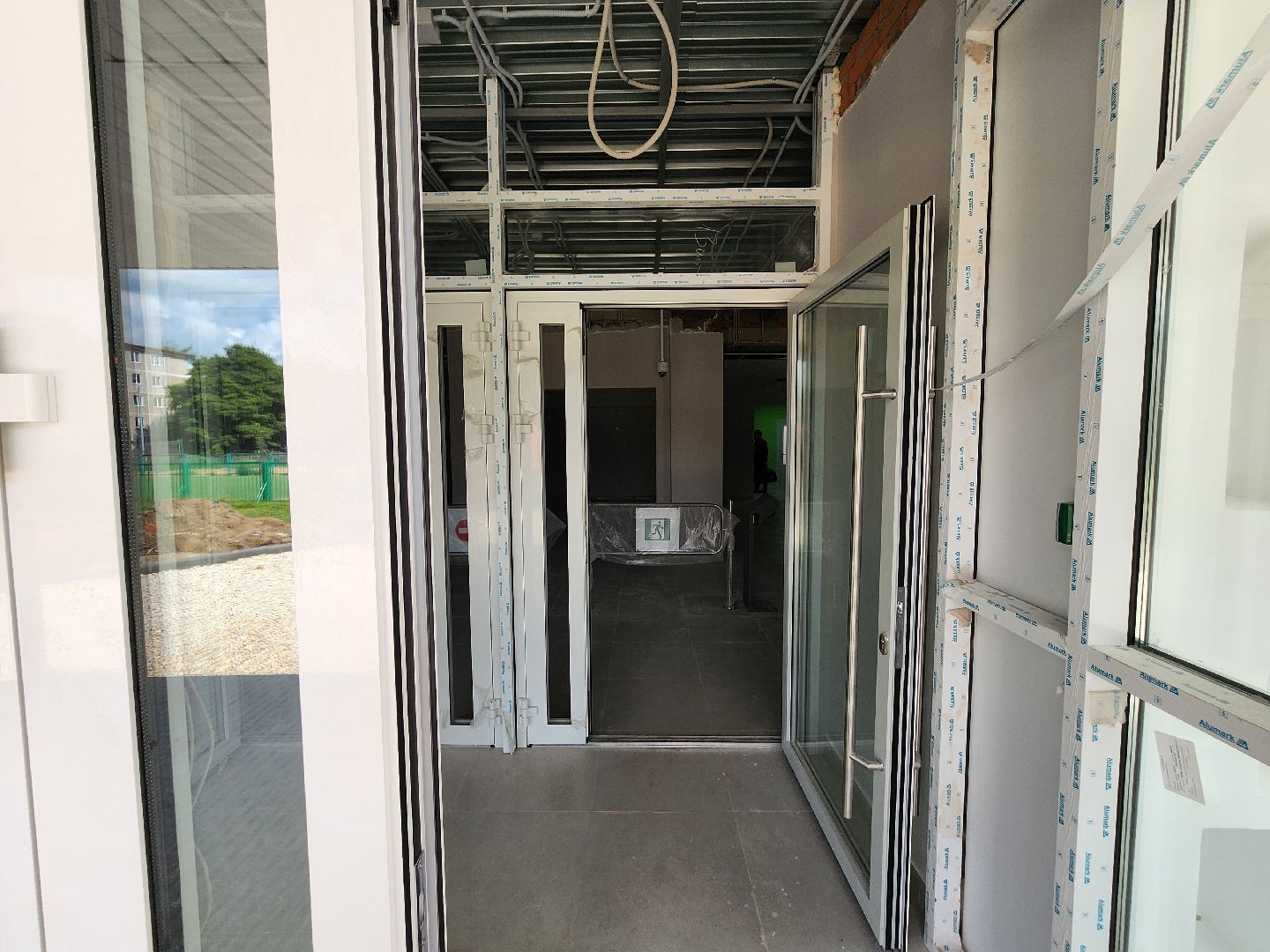 серпухов, улица космонавтов, школа 16, капитальный ремонт, входная группа,