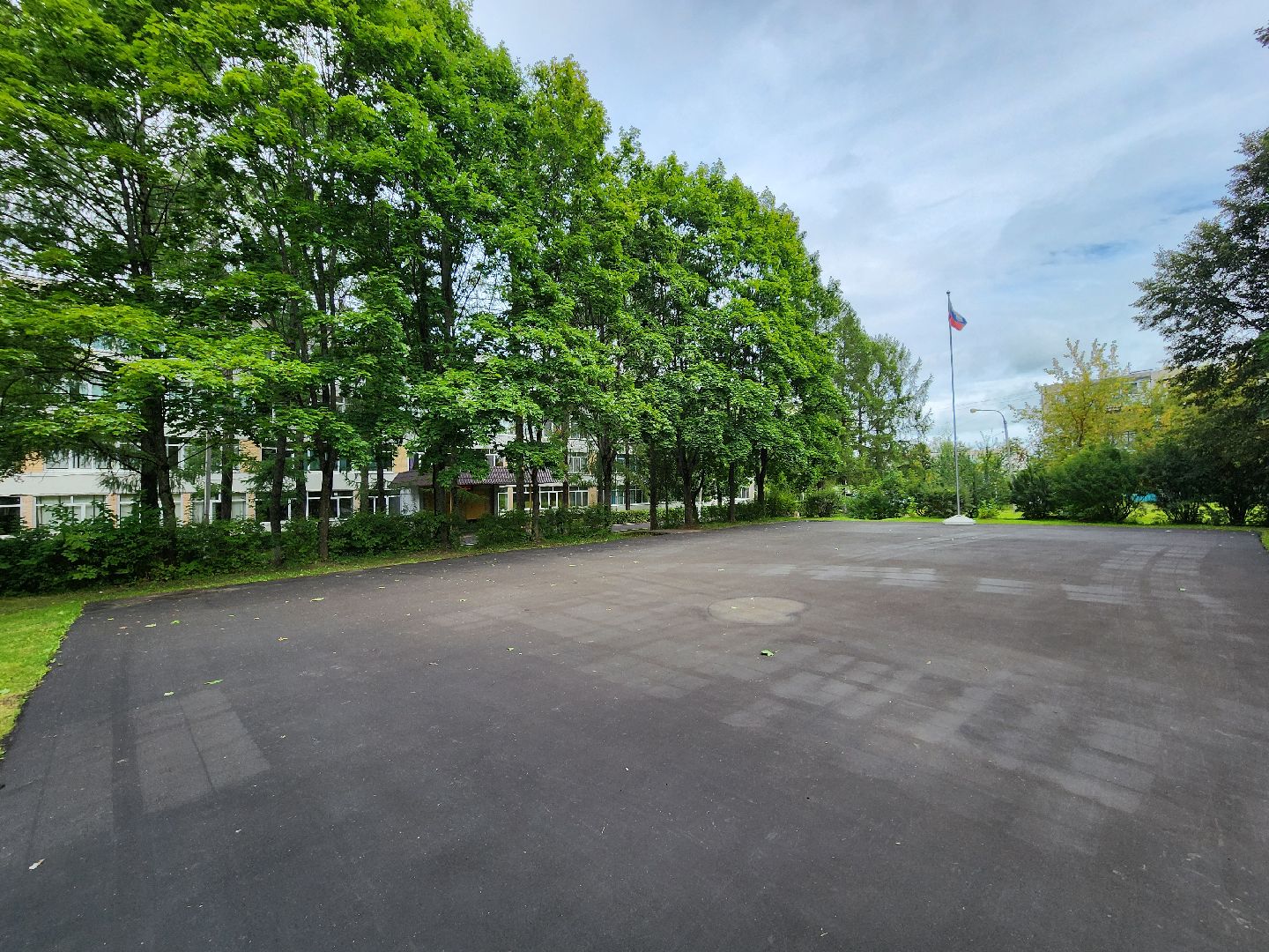 Чехов, школа 8, благоустройство, входная группа, дворовая территория, пешеходная дорожка, система Безопасный регион,